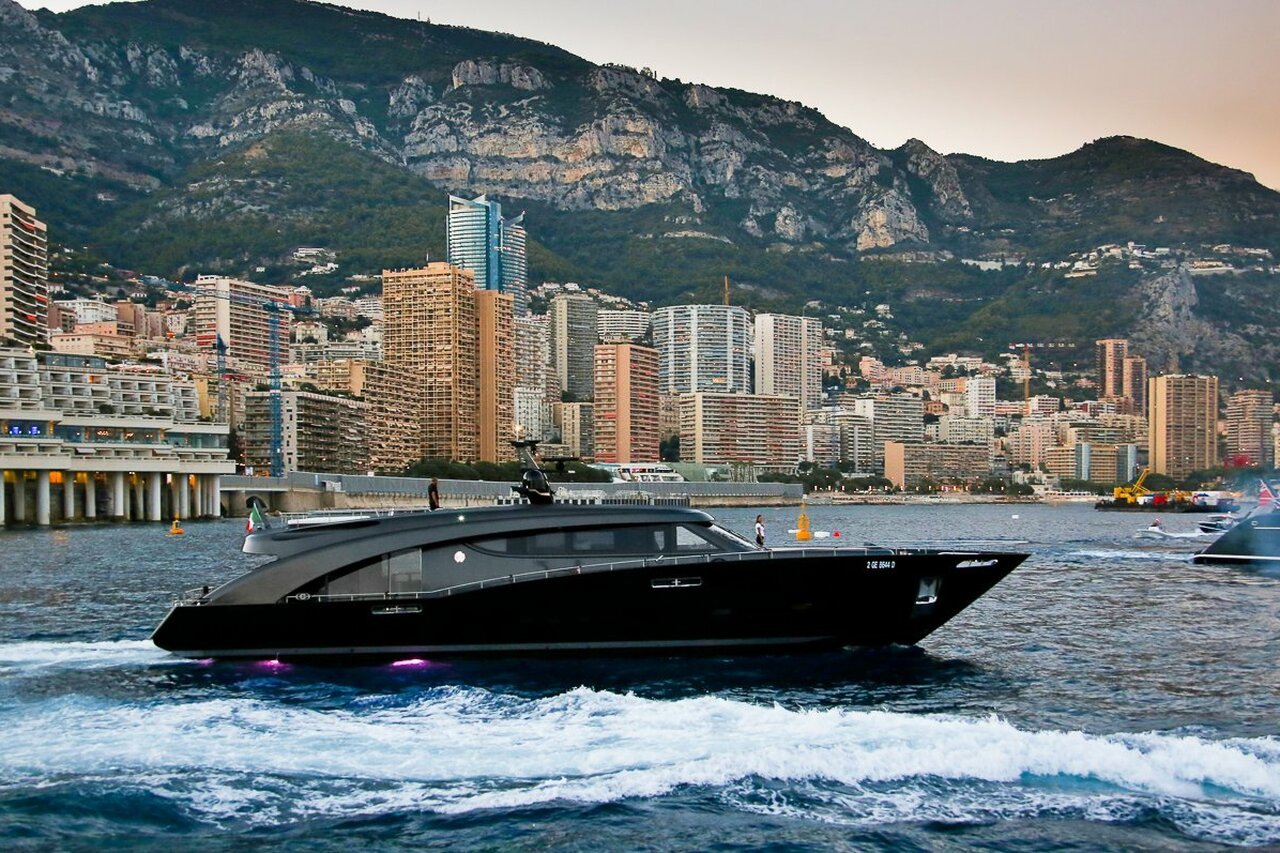 Yacht de liberté – 27m – CCN – Robert Cavalli