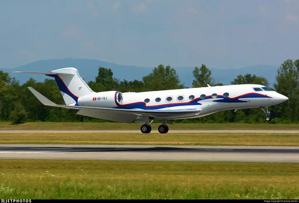 HB-IVJ – G650 – Sarkis Izmirlian