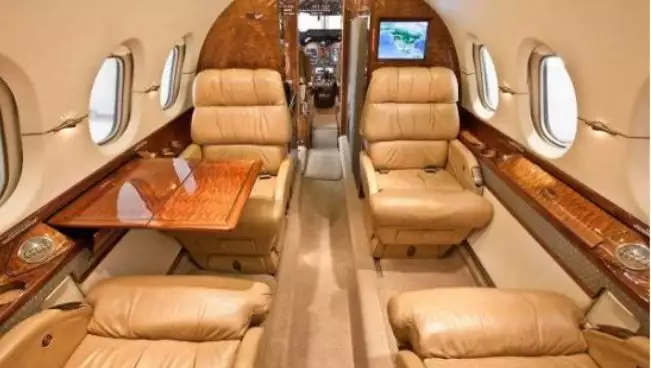 I-EDLO Hawker 750 Berlusconi jet