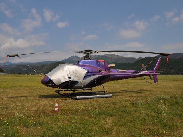 I-OEME Roberto Cavalli helicopter