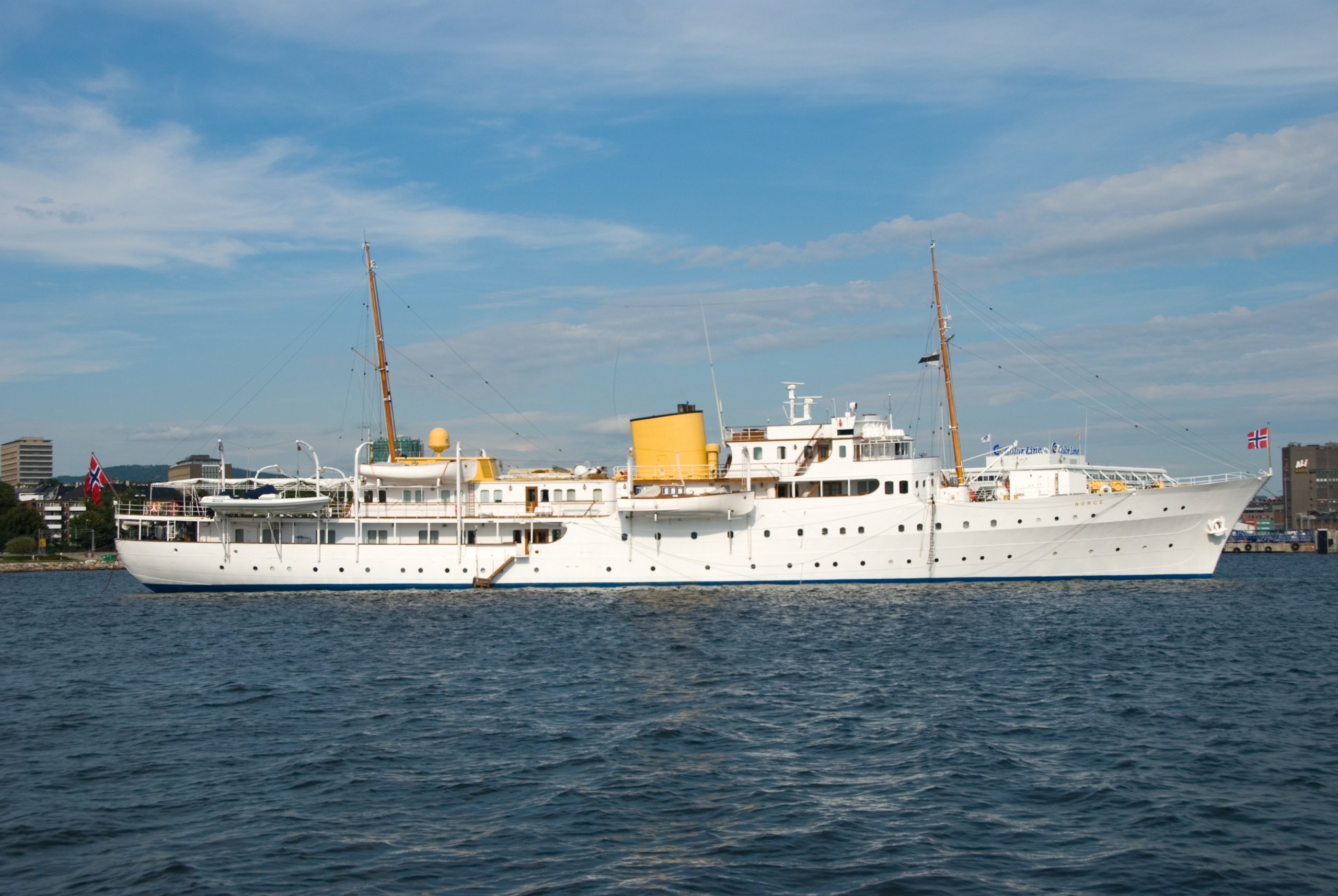 norwegian royal yacht norge