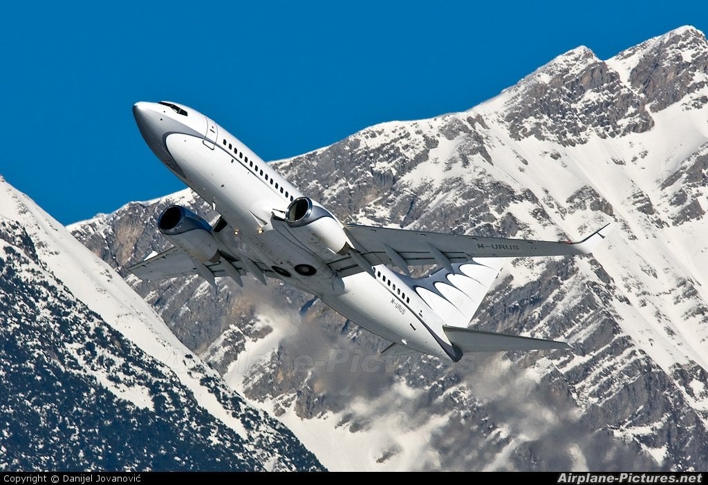 M-URUS - B737 BBJ  - Rustem Teregulov - jet privé