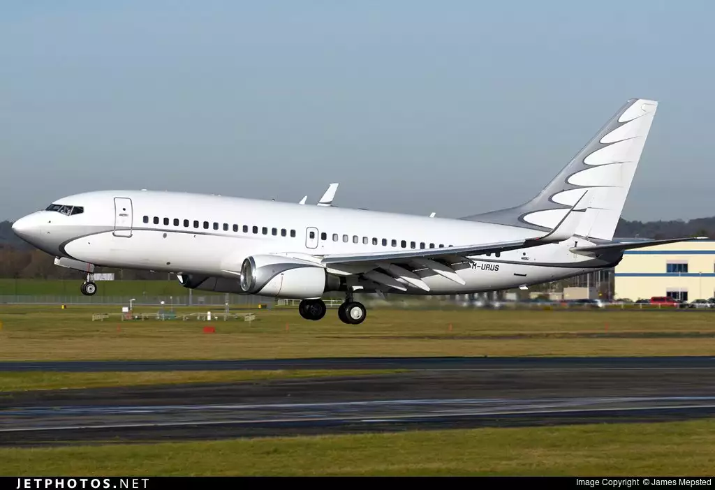 M-URUS – B737 BBJ – رستم تيريجولوف – طائرة خاصة