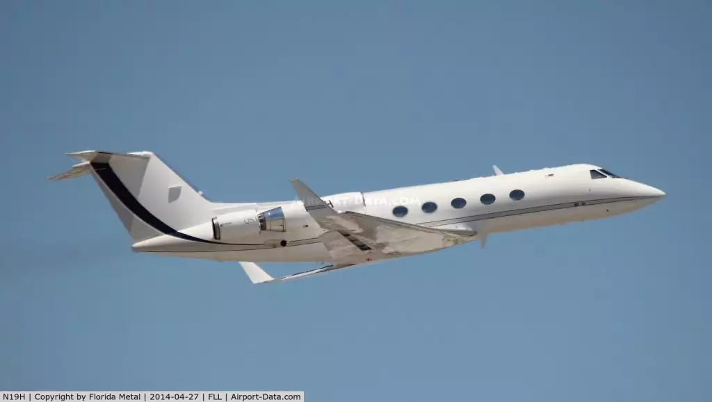 N19H Gulfstream GIV Стэнли Хаббард 