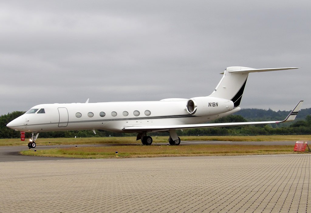 Avión privado N1BN G550 James Clark