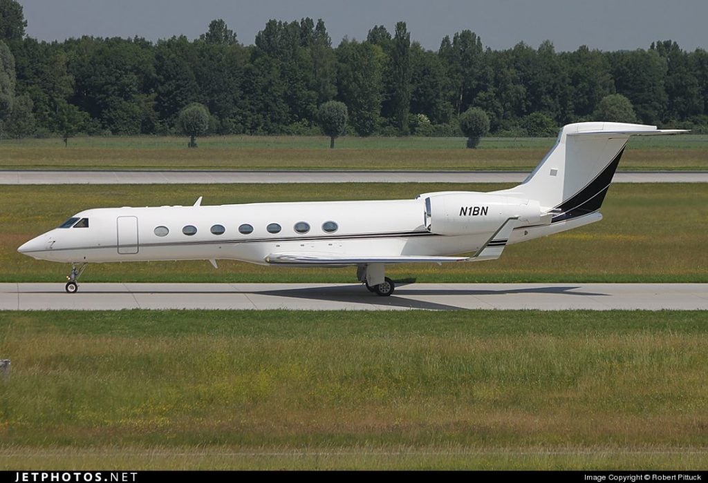 Avión privado N1BN G550 James Clark