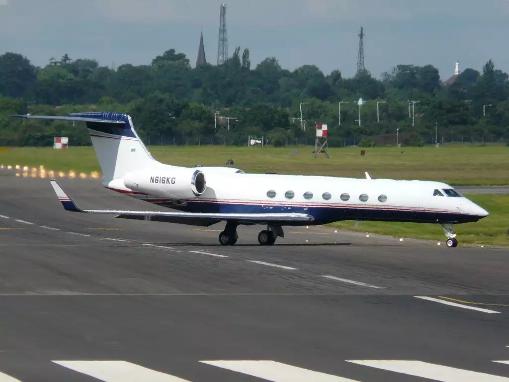 N616KG G650Robert Kraft