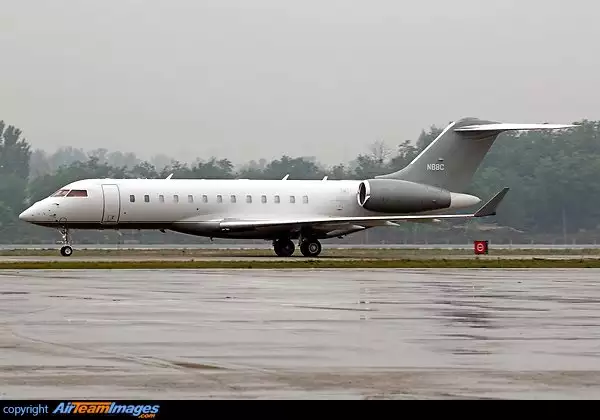 N88C Bombardier Global 6000 Charles Cohen