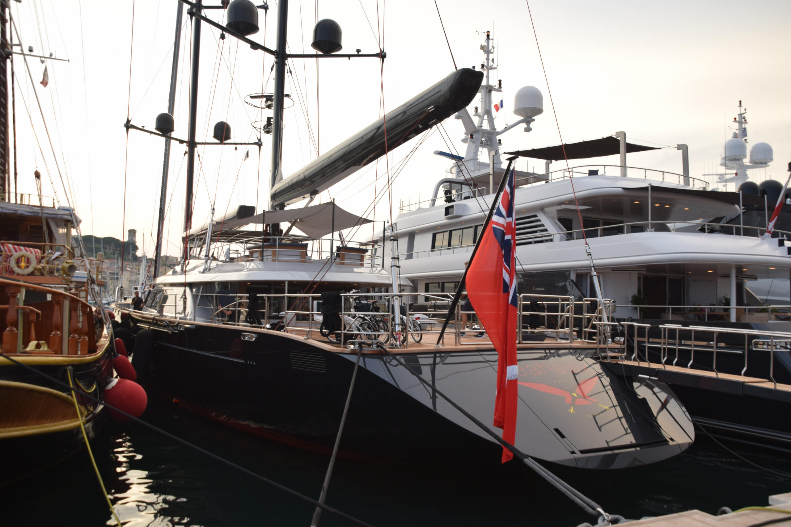 SEAHAWK Yacht • Perini Navi • 2013 • Besitzer Adam Alpert