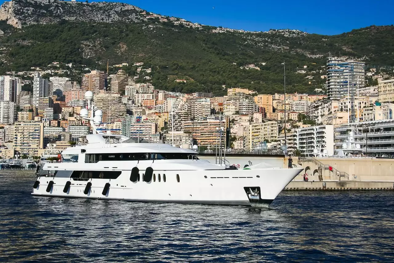 SEAHORSE Yacht • Amels • 1999 • Proprietário Robert Friedland