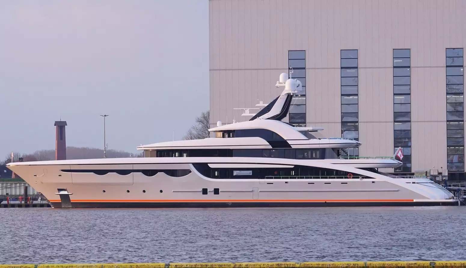 STARLUST Yacht (Soaring) • Abeking Rasmussen • 2020 • proprietario Ivan Shabalov