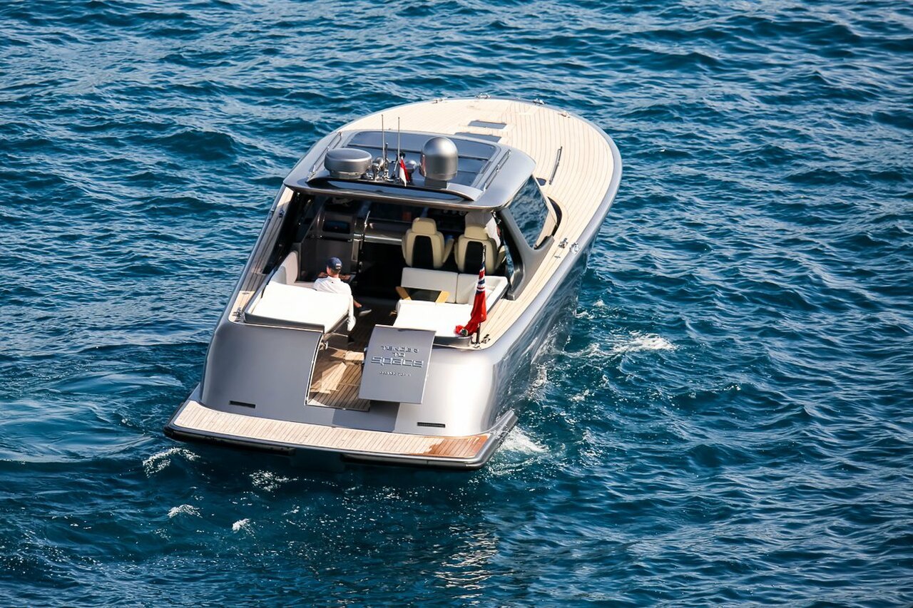 Tender To Yacht Space (MD53 Power) - 15,95m - Maxi Dolphin