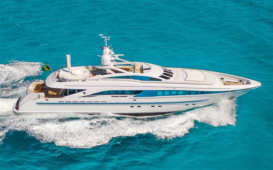 Heesen yacht Totalmente matto