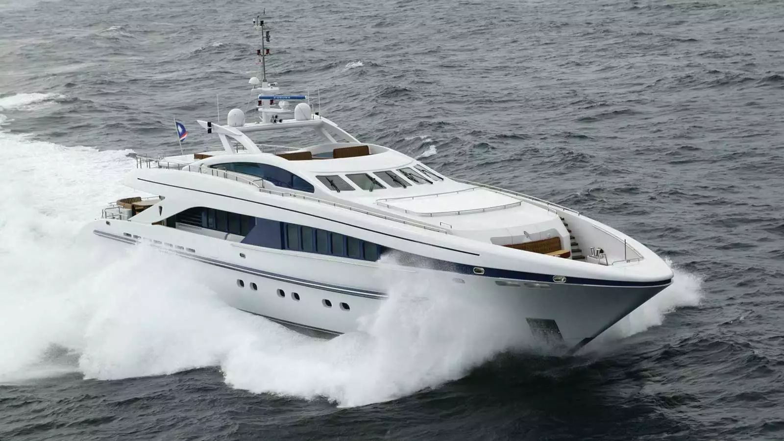 Yate Heesen Totally Nuts