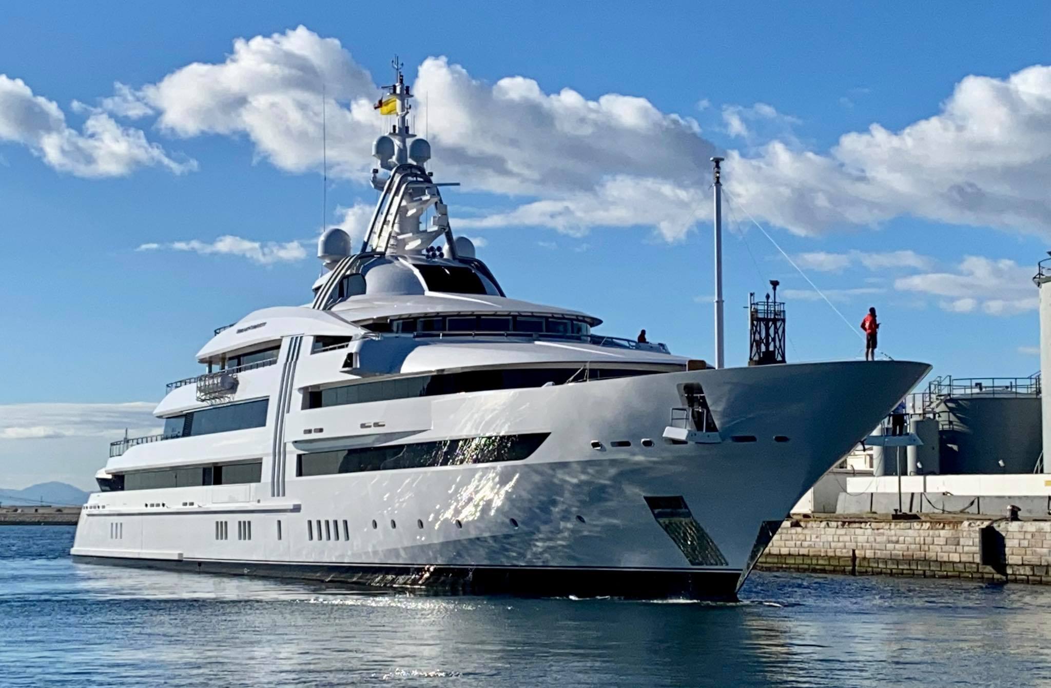 VIBRANT CURIOSITY Yacht • Oceanco • 2009 • Eigner Reinhold Wurth