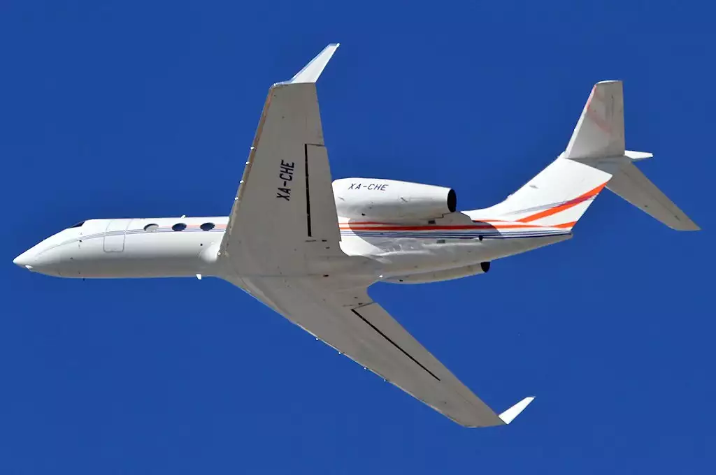 XA-CHE • جلف ستريم G450 • ألفريدو شيدراوي أوبيسو • طائرة خاصة