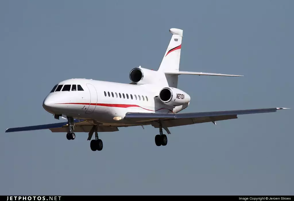 N271DV Dassault Falcon