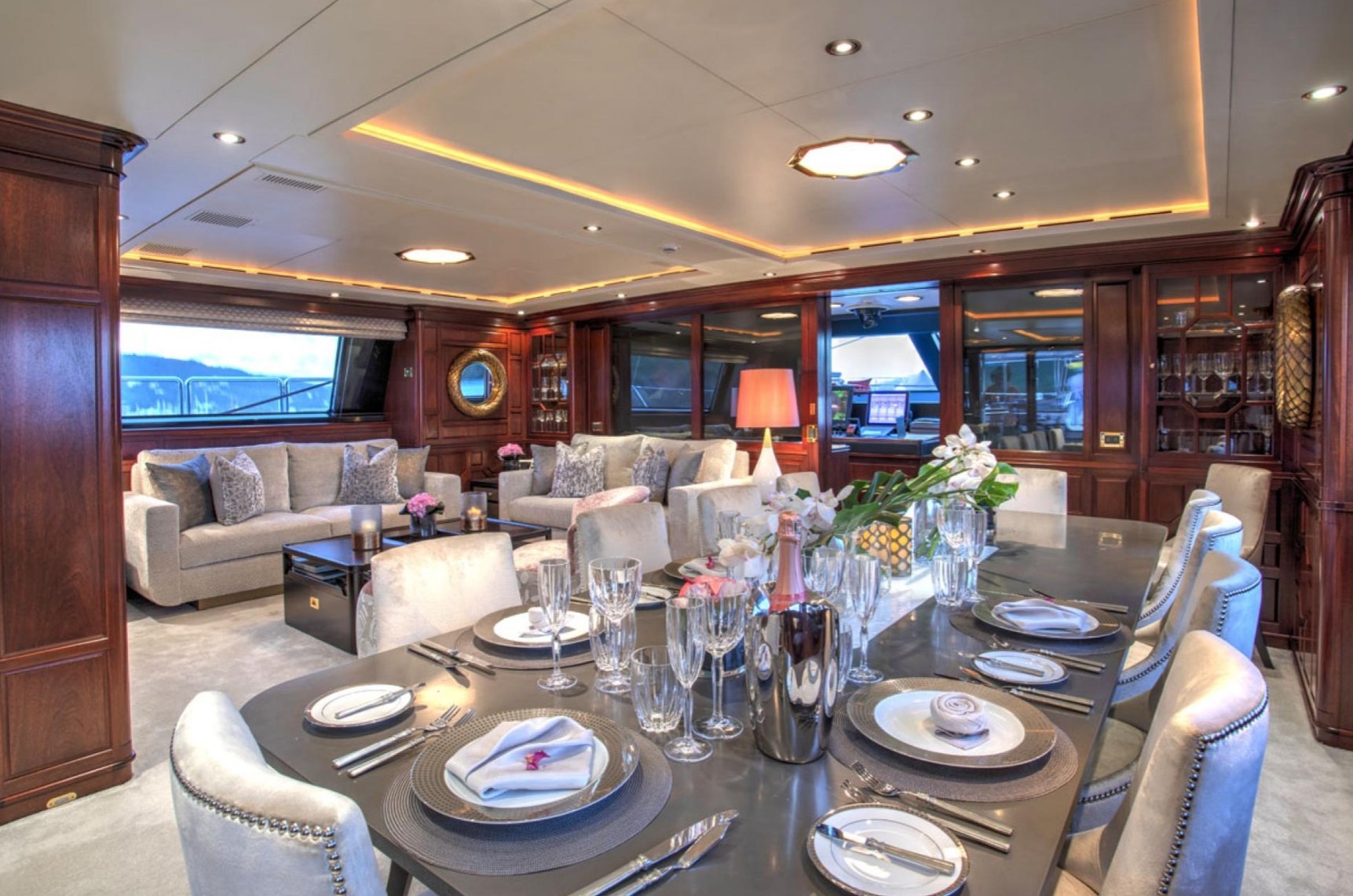 sailing yacht Blush interior