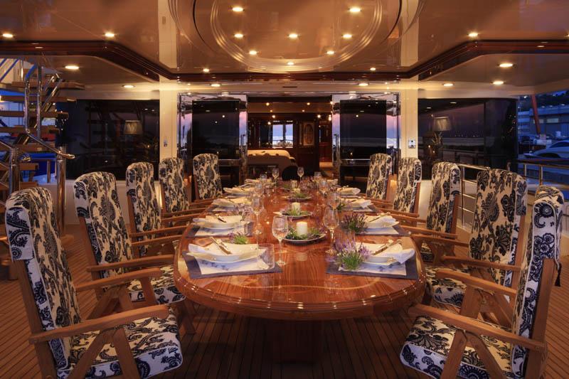 yacht BEOL interior