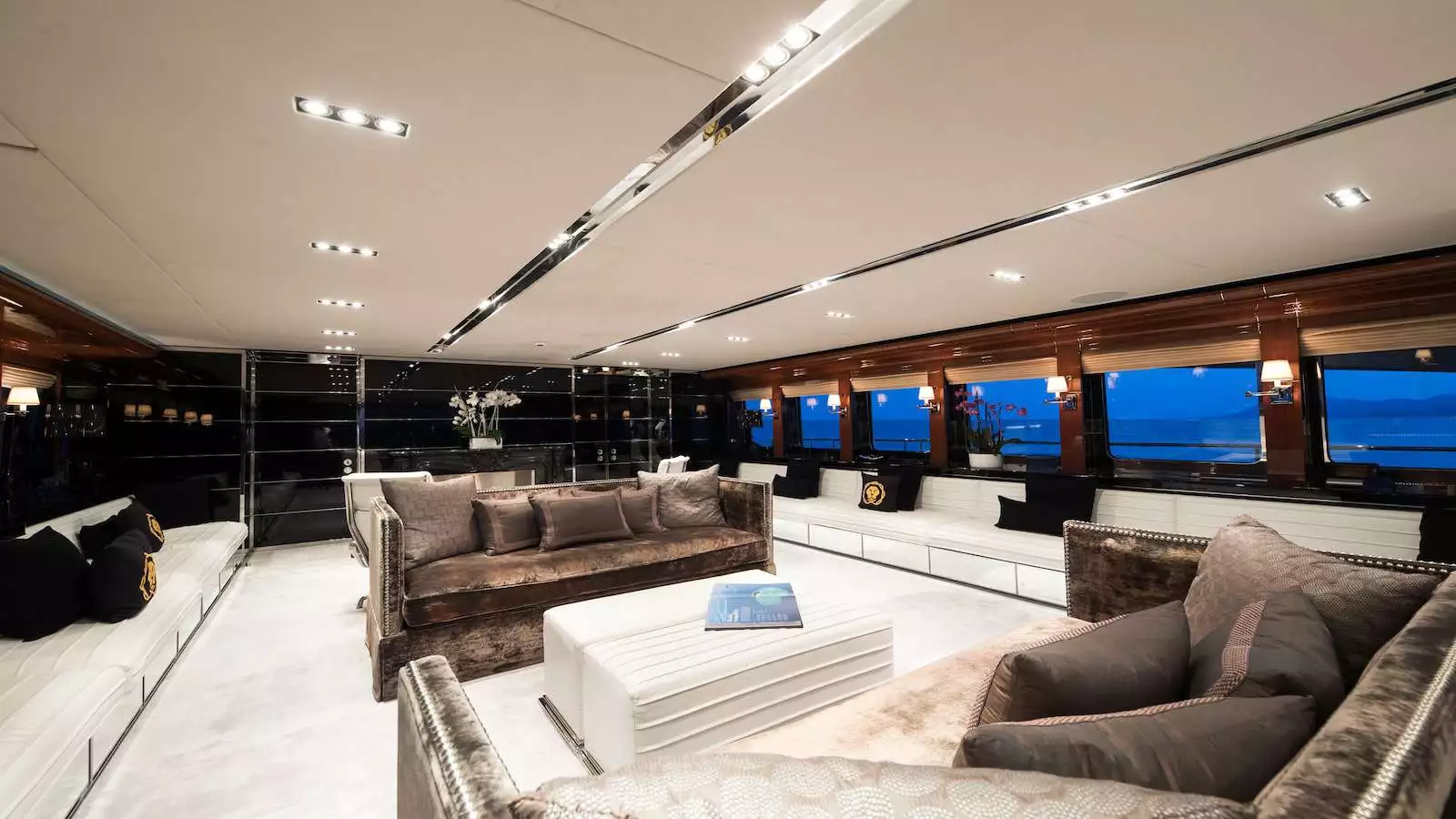 interno di beatitudine dell'yacht