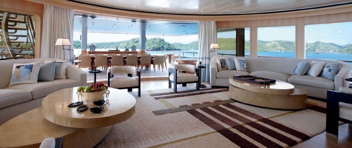 intérieur de yacht Ebony Shine 