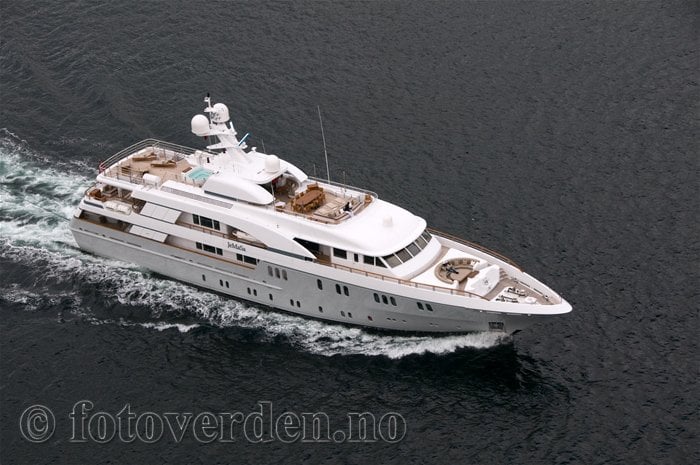 yacht Hadia – Hakvoort – 2006 – Abdul Latif Jameel 