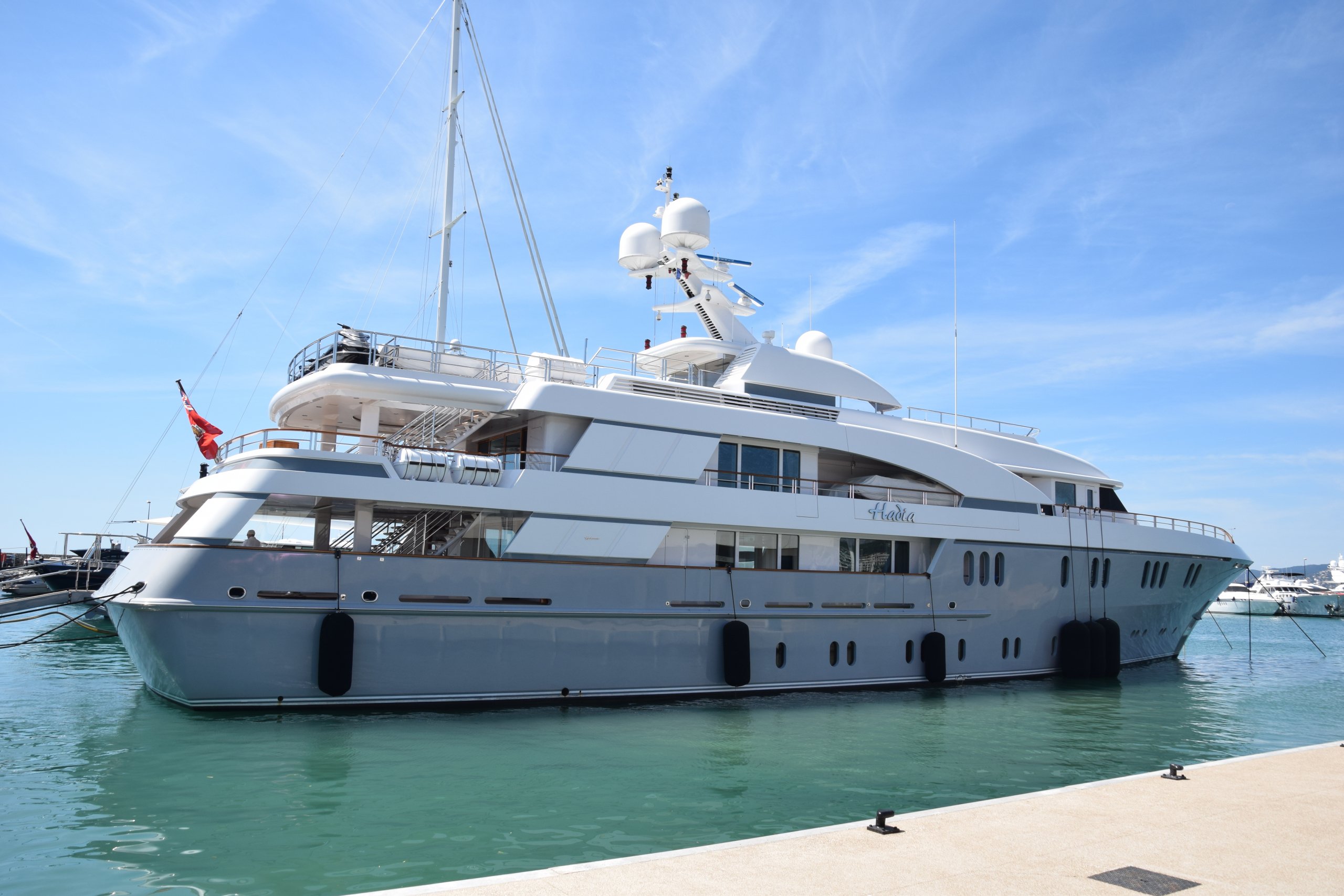 yacht Hadia – Hakvoort – 2006 – Abdul Latif Jameel