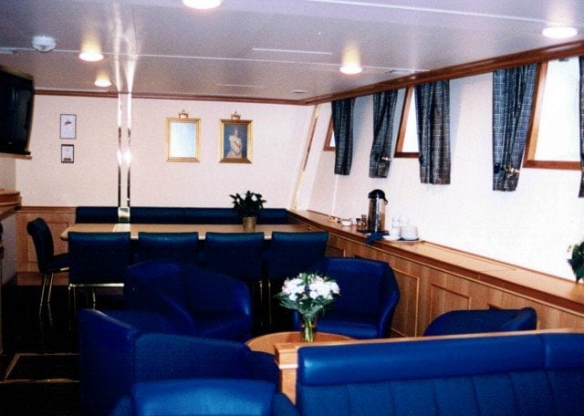 yacht KS Norge interior