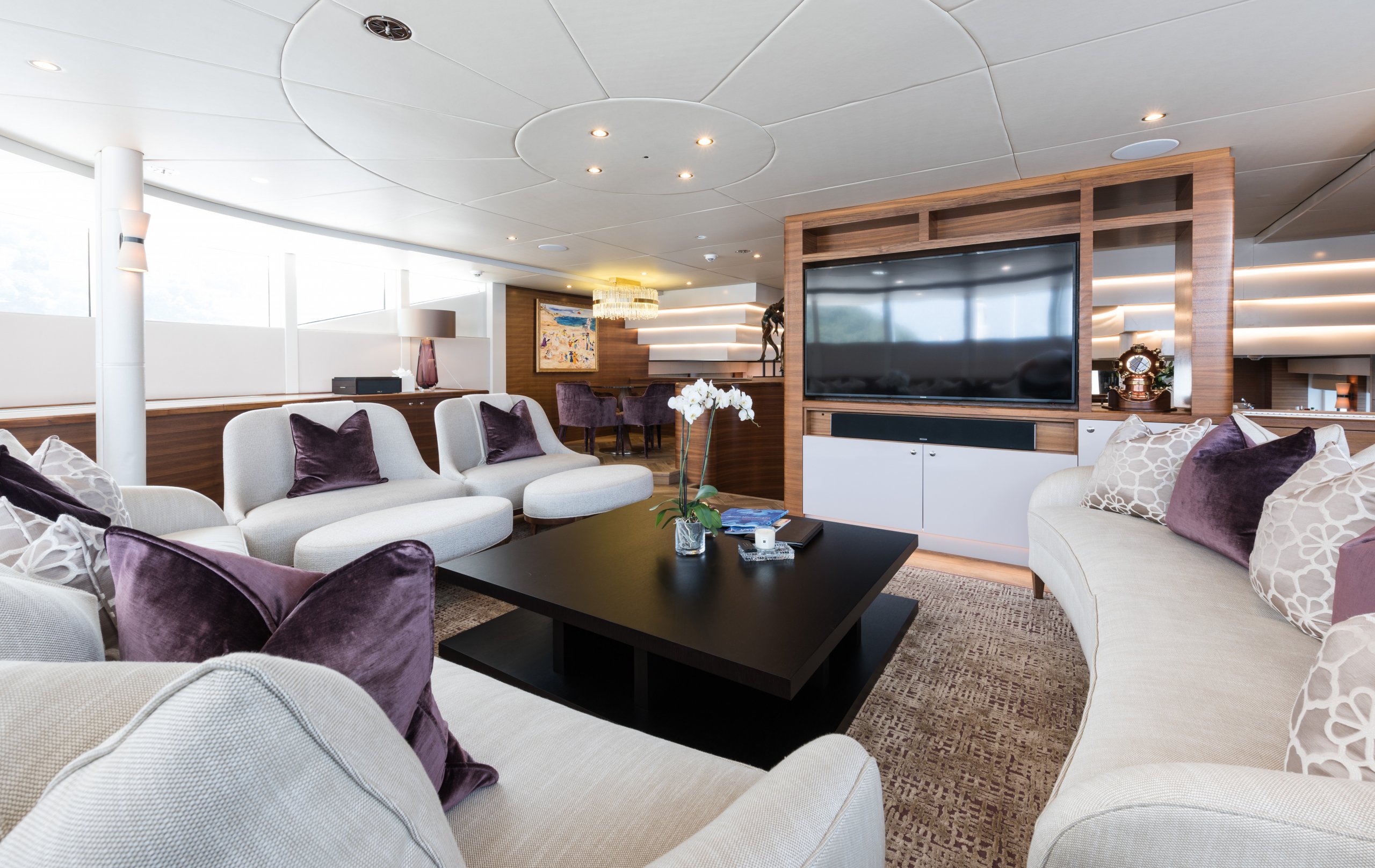 yacht Lady A interior