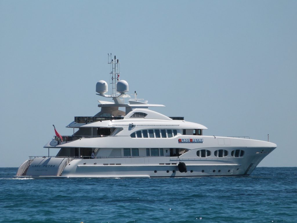 يخت ODYSSEA • Heesen Yachts • 2015 • تم بناؤه لصالح Frans Heesen