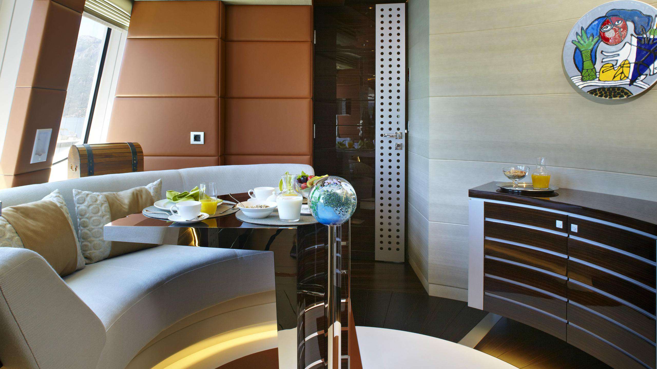 Interno dello yacht Heesen ODYSSEA