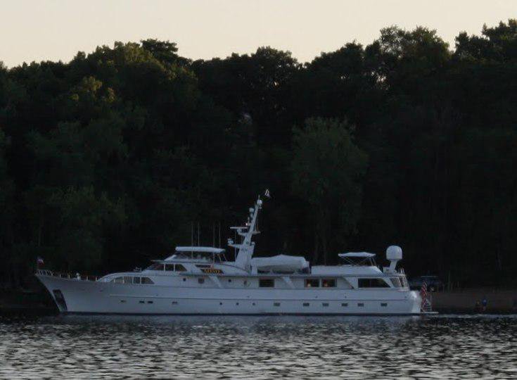 yate MIMI – Burger Boat – Stanley Hubbard