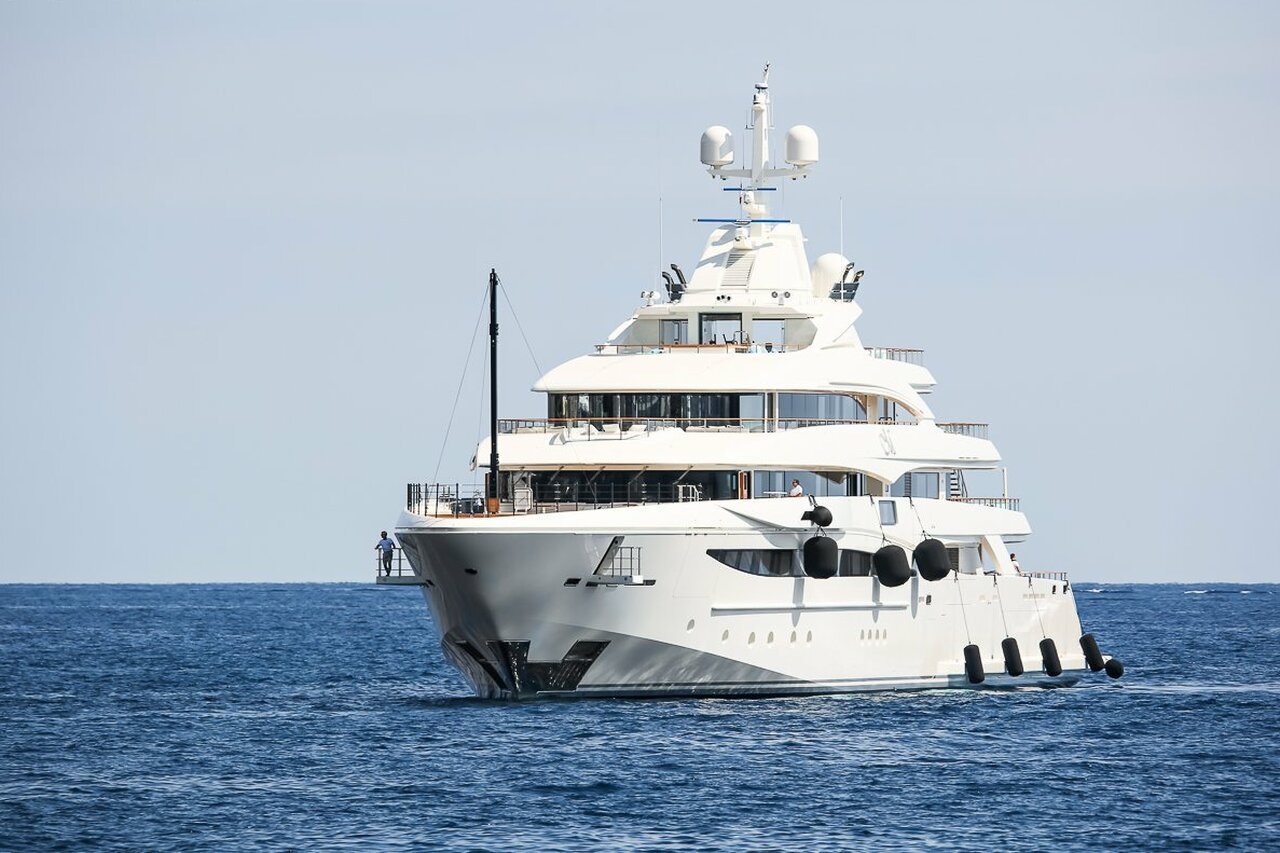 Yacht Mimtee – 79m – CRN – Najib Mikati