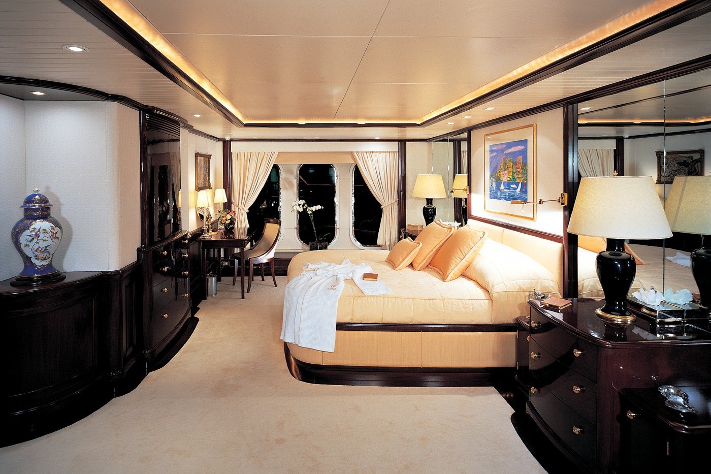 Interno dell'yacht di Pendennis MOATIZE