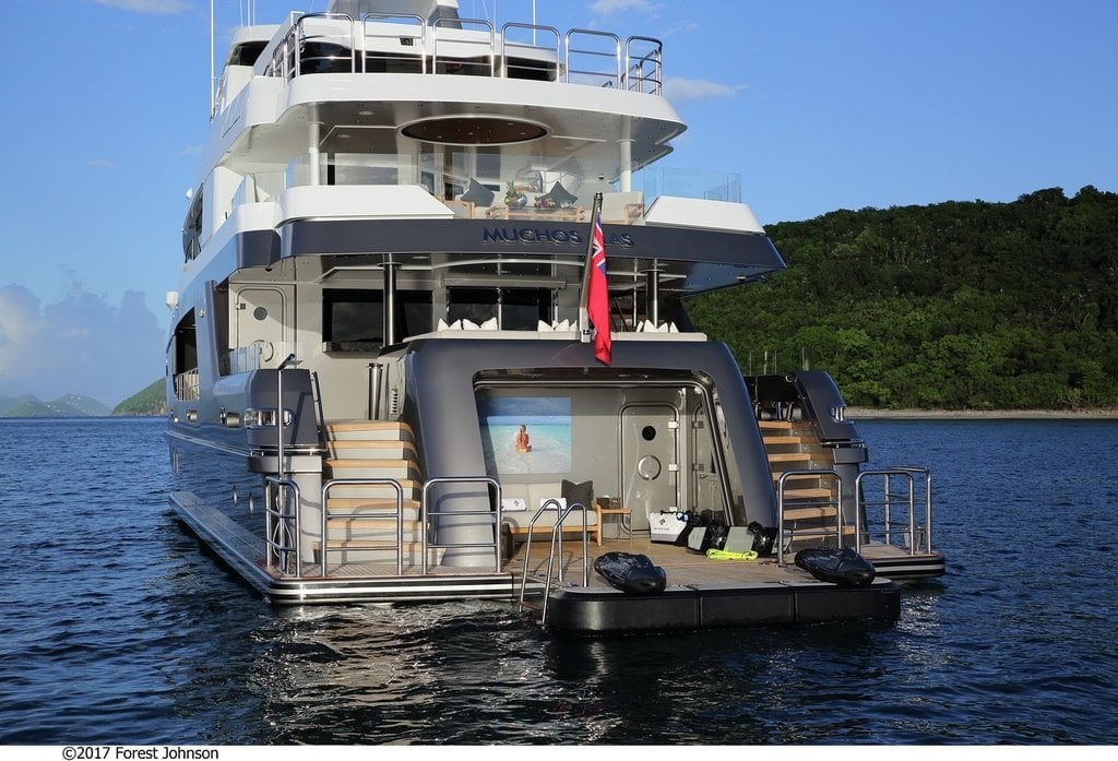 Muchos Mas Yacht • Crescent • 2017 • For Sale - For Charter