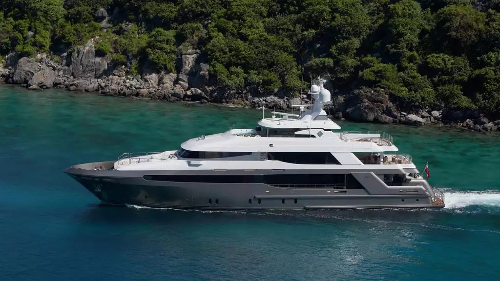 MUCHOS MAS Yacht • Crescent • 2017 • Propriétaire Juan Carlos Mas