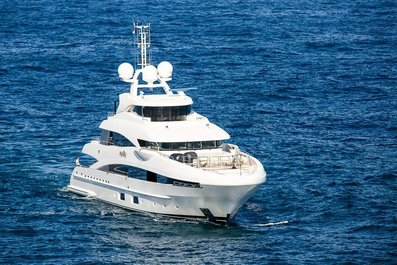 yacht My Sky – 51m – Heesen - proprietario Igor Kesaev