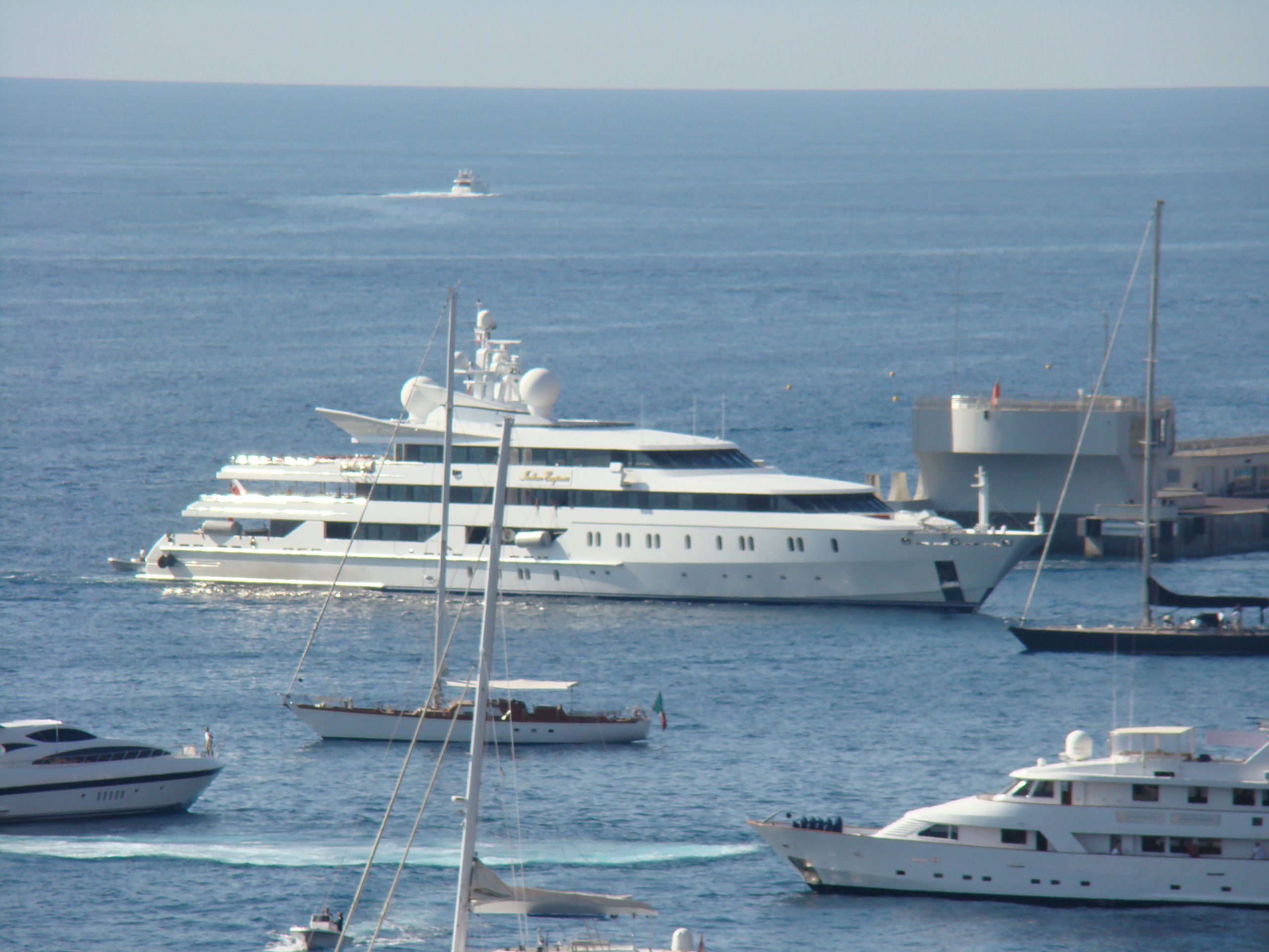 H3 Yacht • Oceanco • 2000 • propriétaire Waleed bin Ibrahim