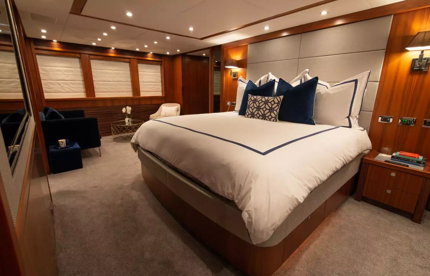 yacht Nancy Jean interior 