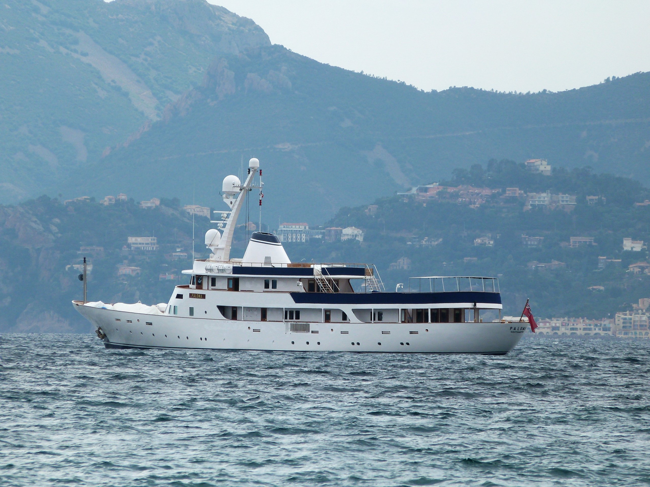 PALOMA Yacht • Ishikawajima-Harima • 1965 • Propriétaire Vincent Bolloré