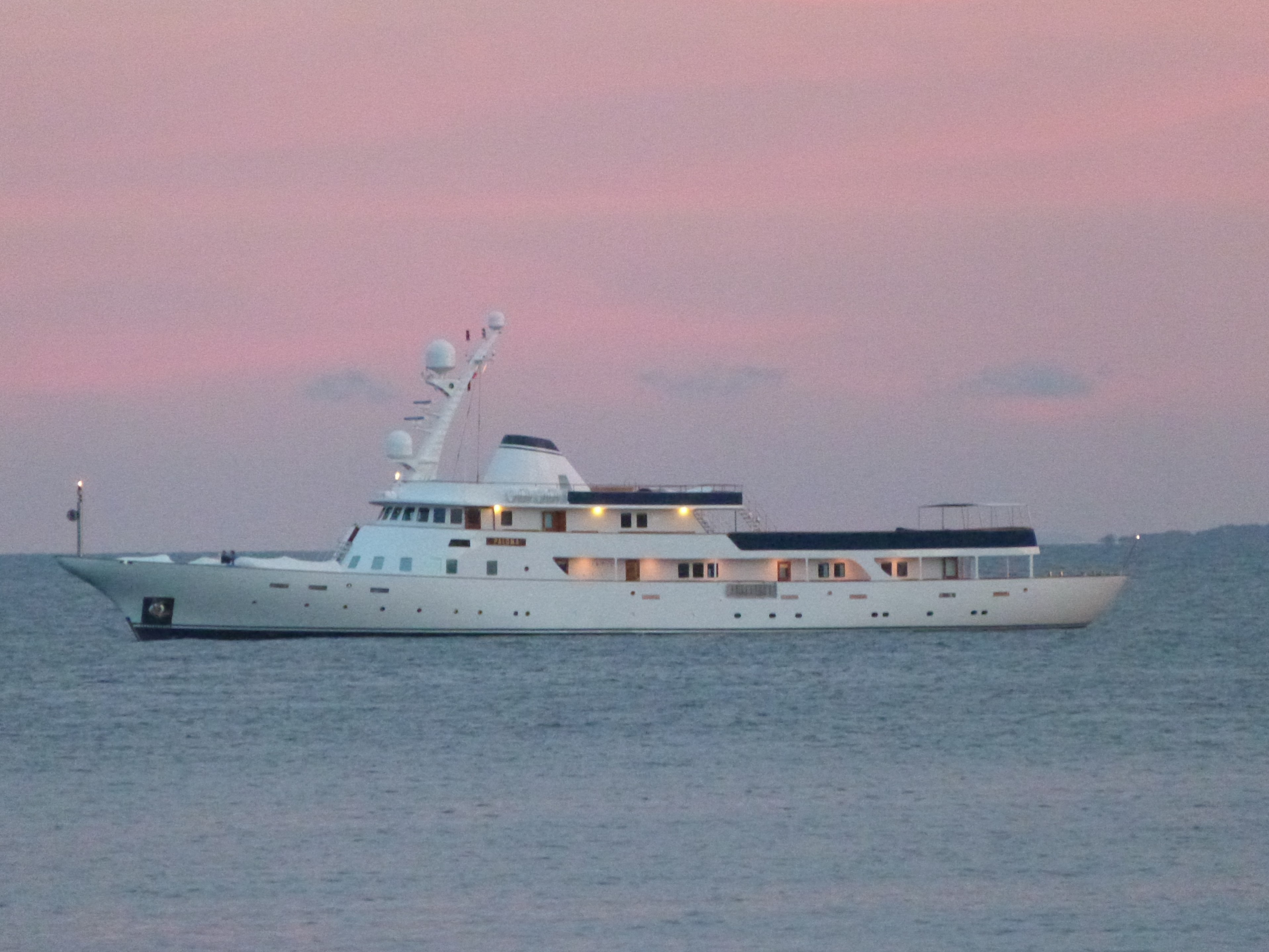 PALOMA Yacht • Ishikawajima-Harima • 1965 • Owner Vincent Bollore