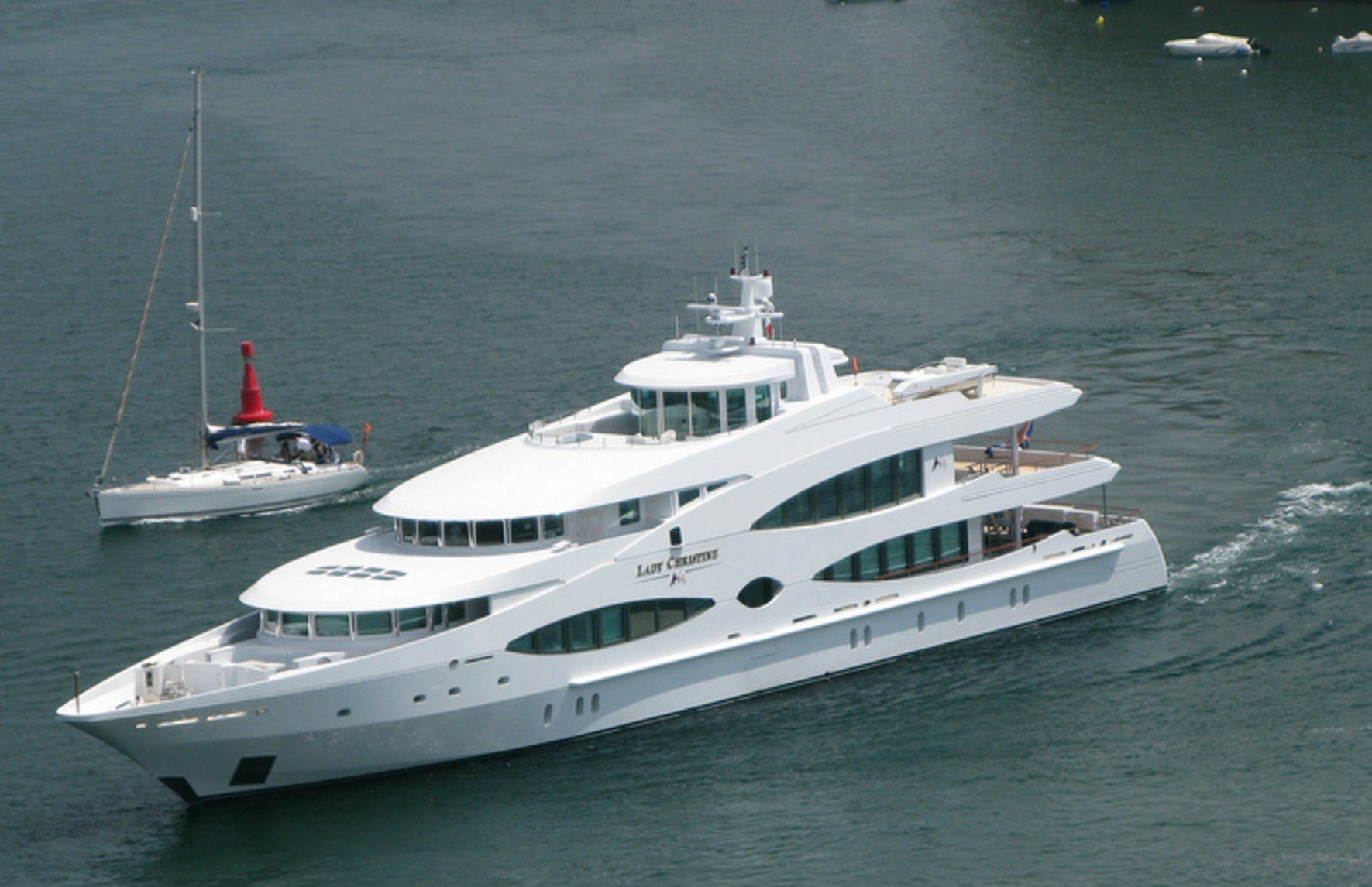 Yat Queen Mavia – 56m – Oceanco 