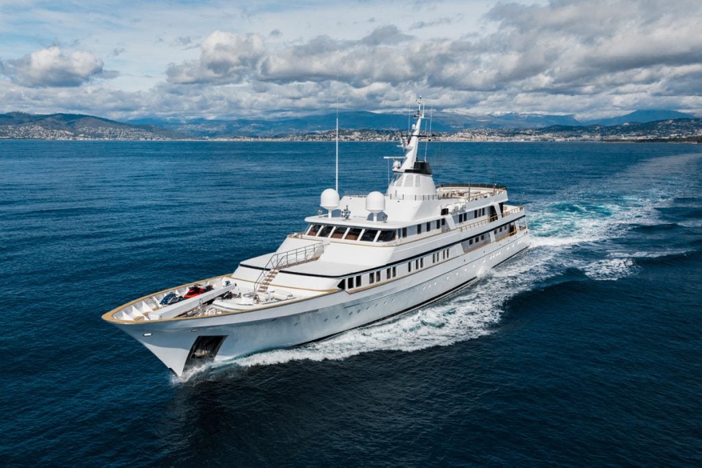 yacht Sanoo – Feadship – 1979 – Omar Kutayba Alghanim