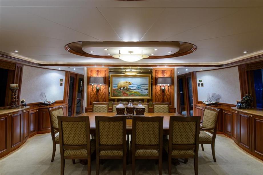 yacht Sea Bear interior