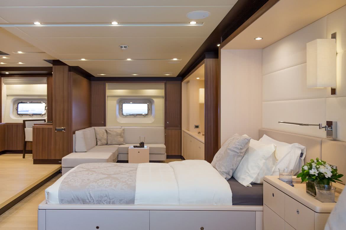 interno dell'yacht Sea Eagle