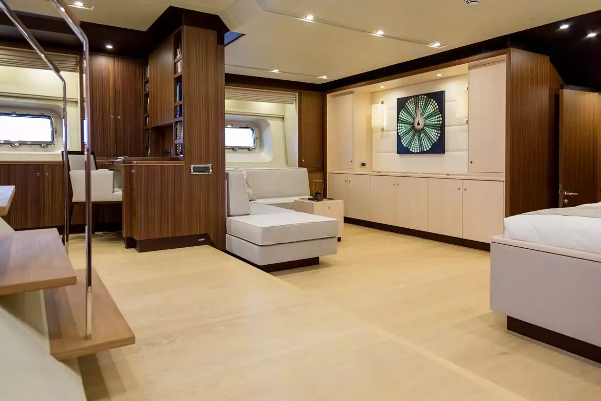 interno dell'yacht Sea Eagle