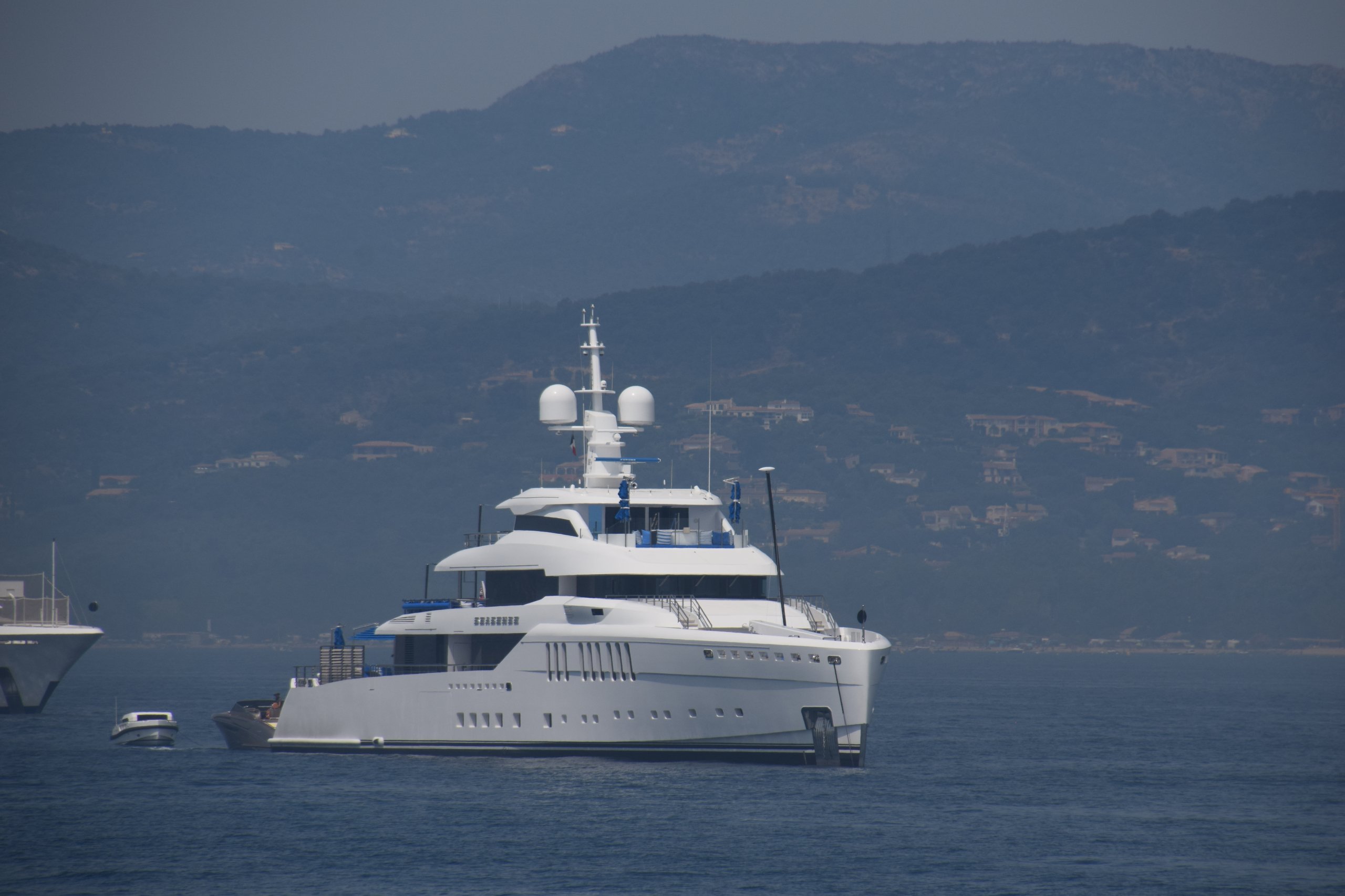 SEASENSE Yacht • Benetti • 2018 • Proprietario Charles Cohen