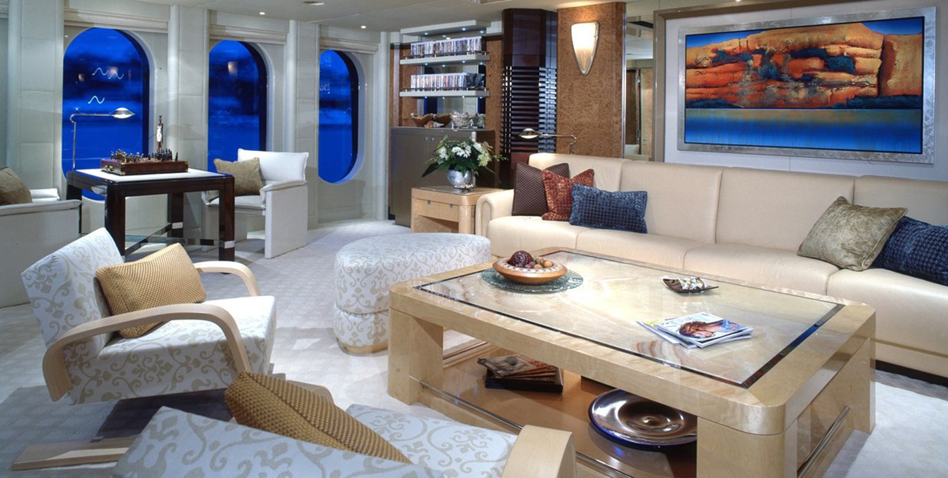 Hochseeschnelle Yacht 4 ROSES Interior