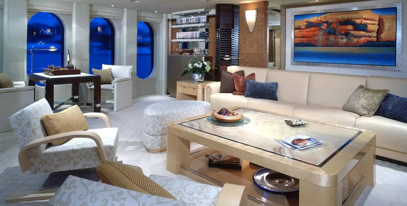 يخت Oceanfast 4 ROSES Interior