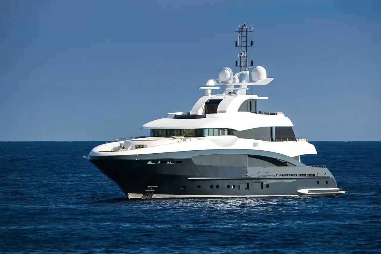 Sky iate - 50,5m - Heesen - proprietário Igor Kesaev